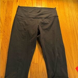 Lululemon cropped align size 6 legging
